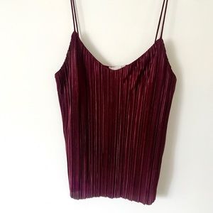 ✨ Beautiful H&M Pleated Top